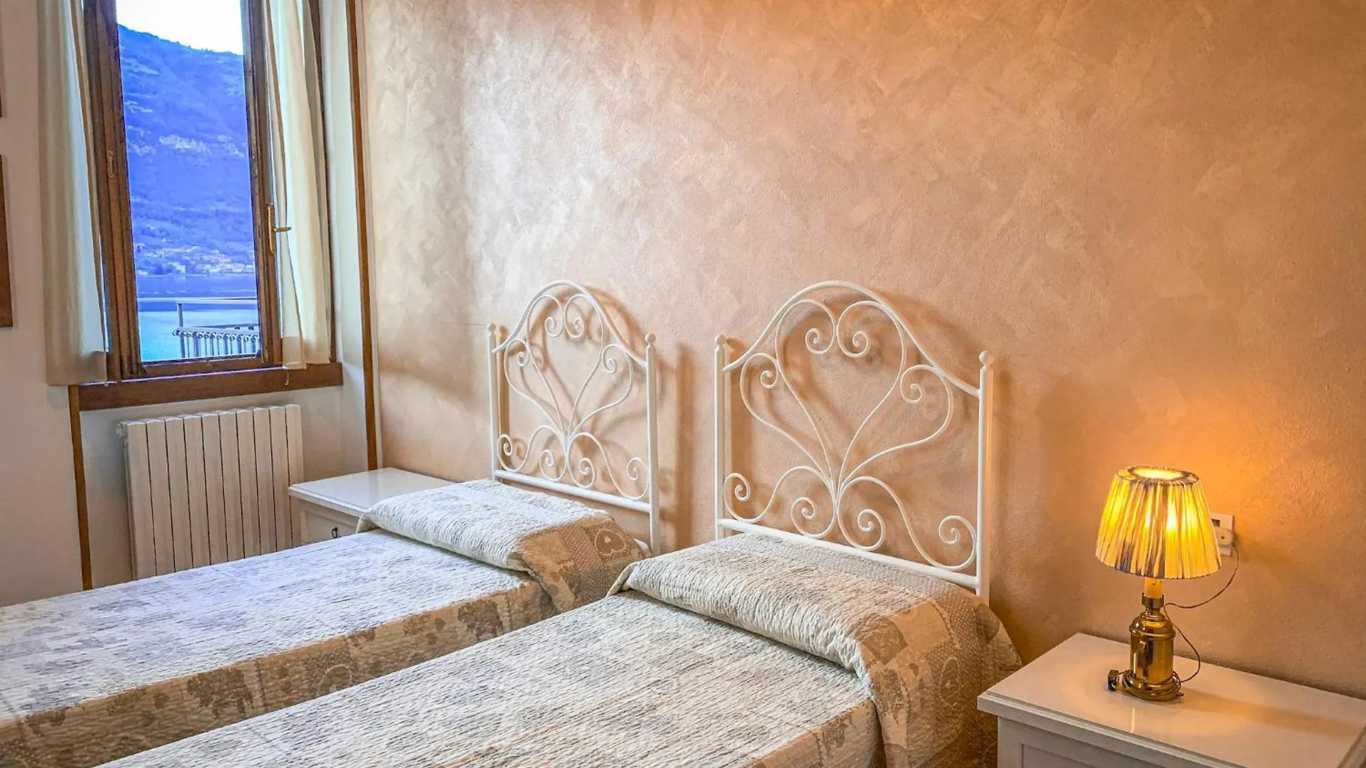 Villa Lago Di Como Lezzeno Italien