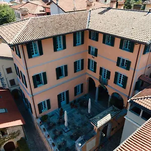 Aparthotel Palazzo Del Vice Re, Lezzeno